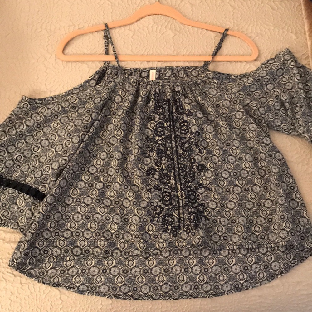 Blue flowy crop top